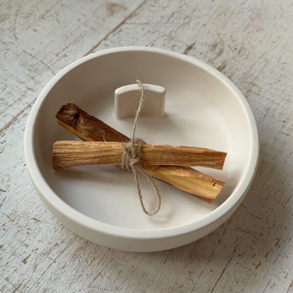 Plato artesanal para Palo Santo | Incluye 2 Palo Santo y Bolsa de guardado - Imagen 2