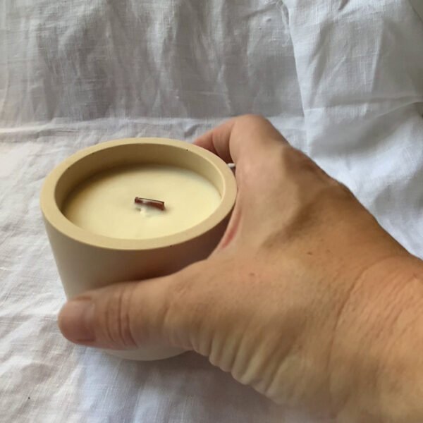 Vela artesanal con tapa "Clara" - OUTLET - Diferentes aromas a escoger - Imagen 2