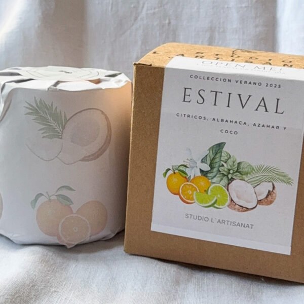 vela artesanal en cuenco hecho a mano con tapa aroma verano